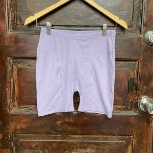 NWT WMNS PURPLE RIBBED BIKER SHORT